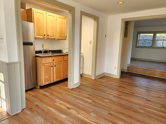 Kitchen Nook, Living Area