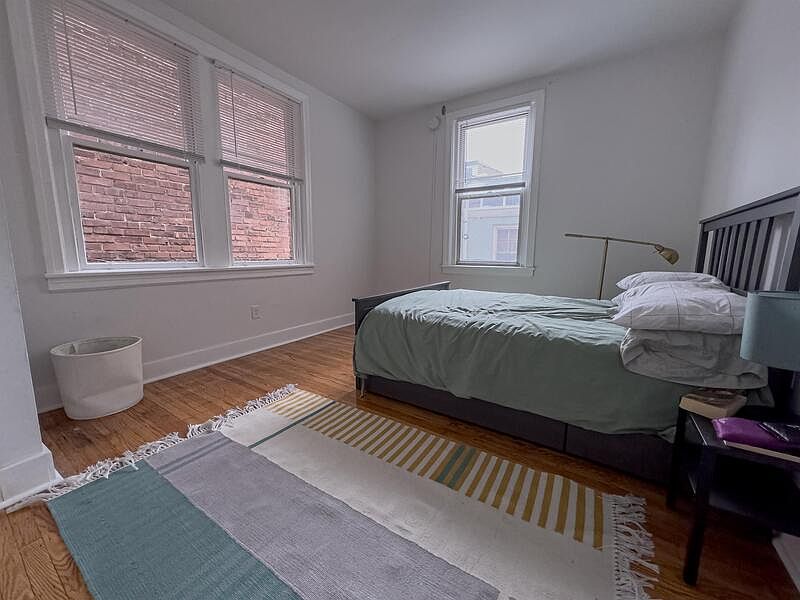 1st image of 334 Lombard St #211