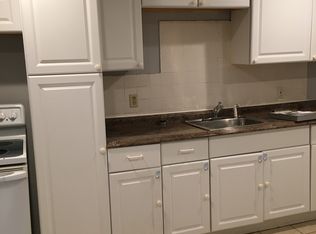 6 Gates St APT 3R, Worcester, MA 01610