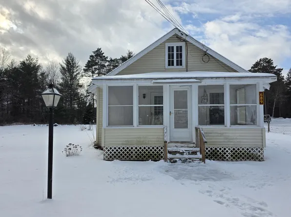 689 Glen Rd, Jay, NY 12941