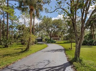 480 9th St SW, Naples, FL 34117