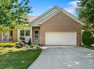 2444 Charing Cross Rd NW, Canton, OH 44708