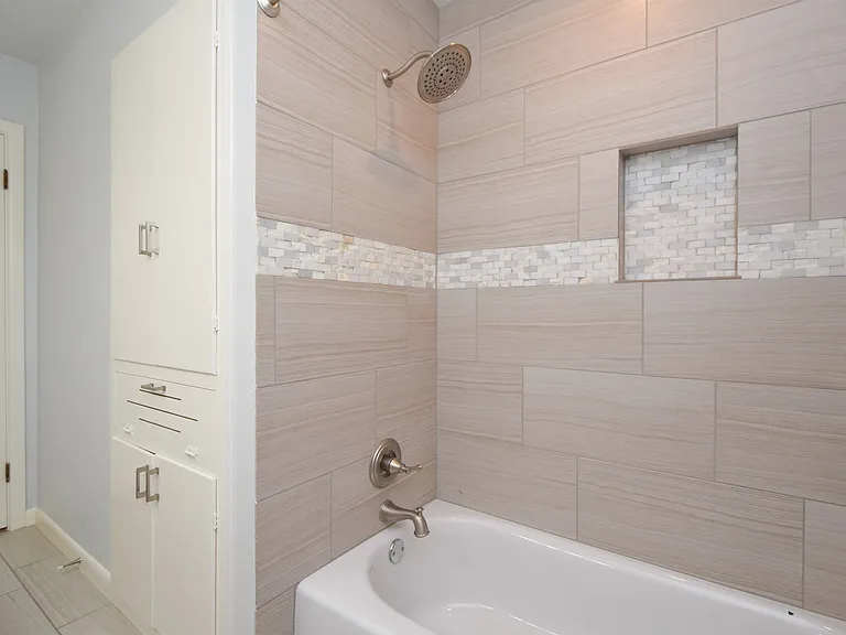 5003 Westview Dr — Photo 25