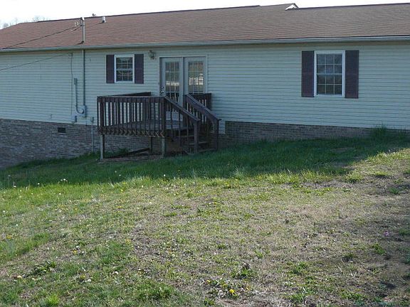 3rd image of 261 Adair Dr