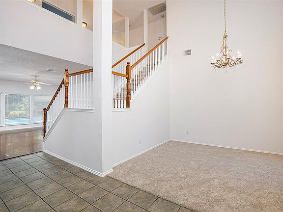4th image of 5561 Murton Pl