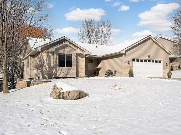 4364 Chestnut Ln NE, Prior Lake, MN 55372
