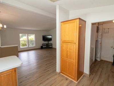 4951 Lake Dr, Florence, OR, 97439