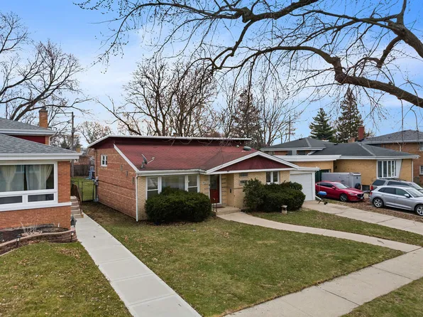 9829 S 51st Ave, Oak Lawn, IL 60453