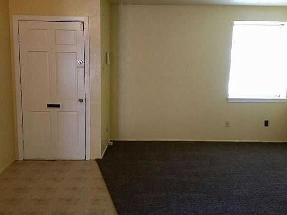 2nd image of 4327 Trafalgar Dr