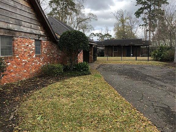 2nd image of 820 Terry Ln