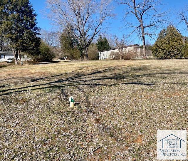 1st image of 1409 Daniels Creek Rd