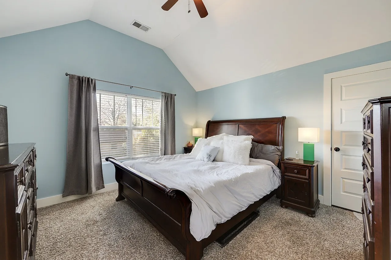 3 bed, 1488 sqft, $2,145 — Photo 4