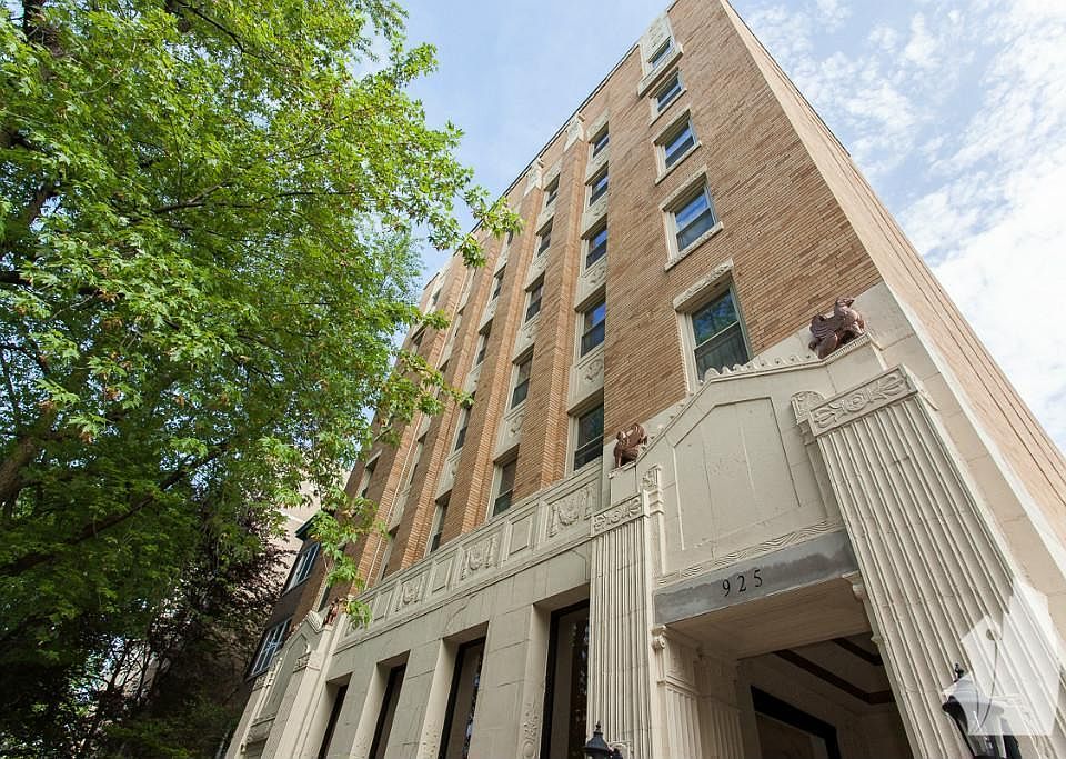 1st image of 925 W Carmen Ave APT 5C
