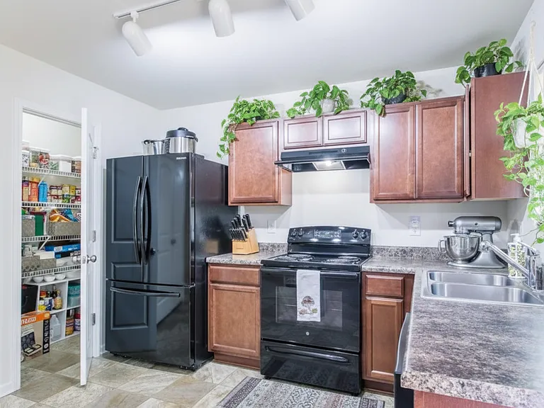 119 Enclave Dr — Photo 8