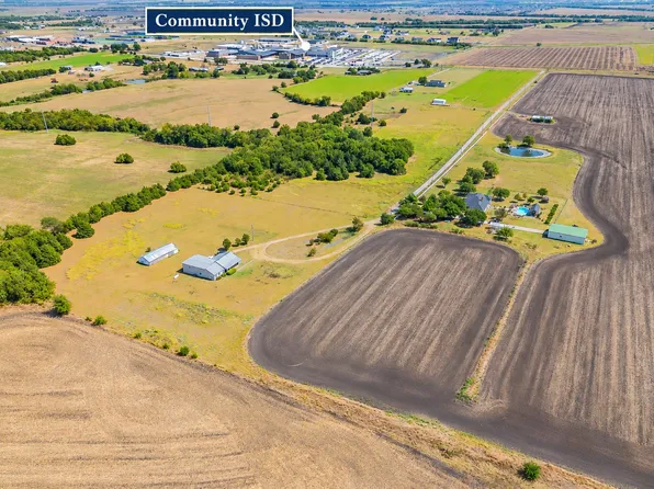 18742 Webb Ln, Nevada, TX 75173