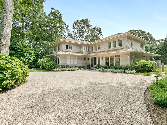 3rd image of 22 Westwood Rd