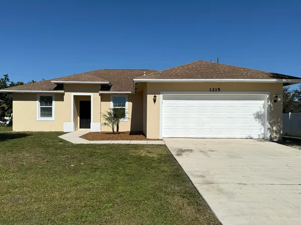 1215 SW Ermine Avenue, Port St Lucie, FL 34953