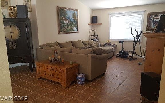 4th image of 2210 Pink Coral Dr