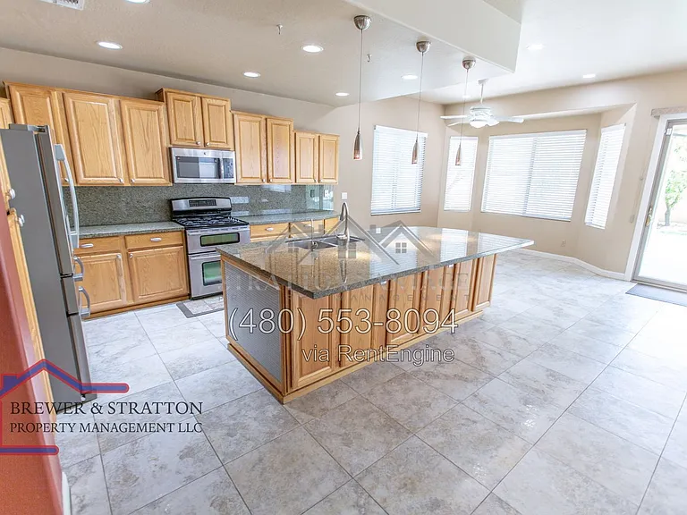 1373 W Longhorn Dr — Photo 10