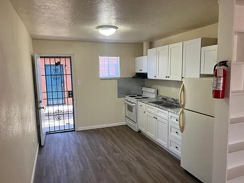 Floor plan 16
