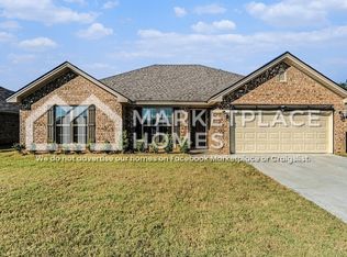 57 Landing Pl, Wetumpka, AL 36092