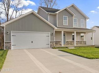 136 Sawgrass Ave, Vine Grove, KY 40175