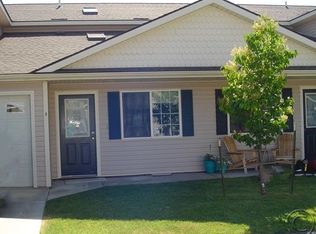 121 Alice Ave APT B, Hamilton, MT 59840