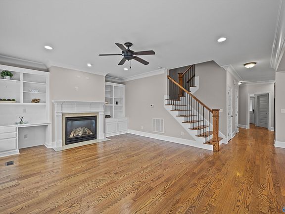 4th image of 6319 Midtowne Ln NW