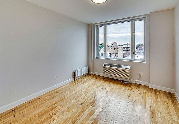 4th image of 26-25 28th St #1B