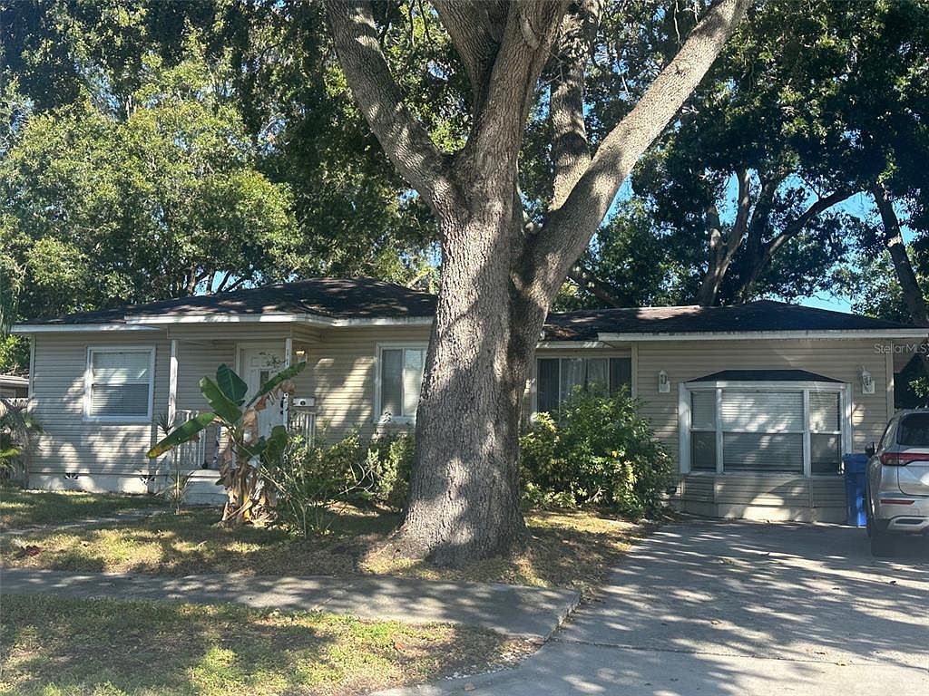 1121 51st Ave N, Saint Petersburg, FL 33703 [Price Cut $15,000