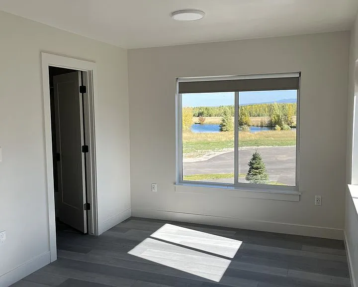 165 Lakewood Rd #203 — Photo 11