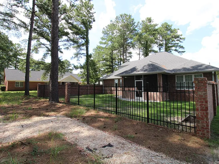 2930 S Wise Dr — Photo 25