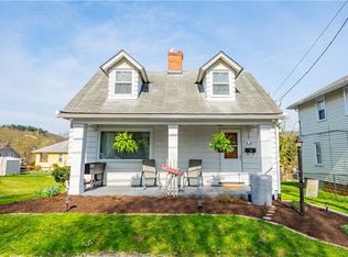 212 W Grant St, Houston, PA 15342