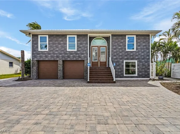 2673 Clyde St, Matlacha, FL 33993