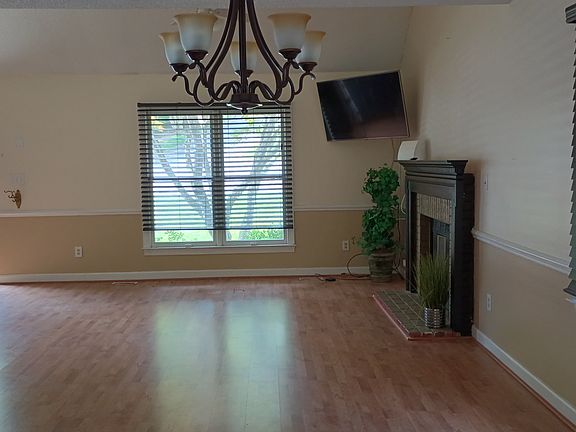 5th image of 4201 Settlement Dr #2B-2BA-1800SQFT