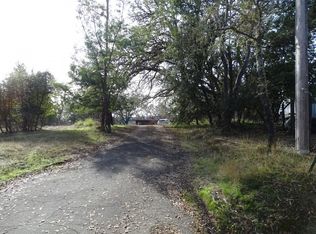 760 Vichy Hills Dr, Ukiah, CA 95482