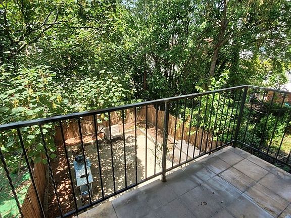 4th image of 30-18 23rd St #2R
