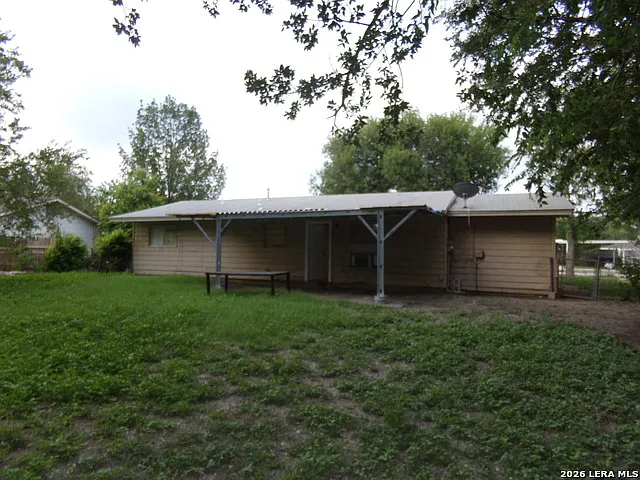 5819 Castle Lk — Photo 3