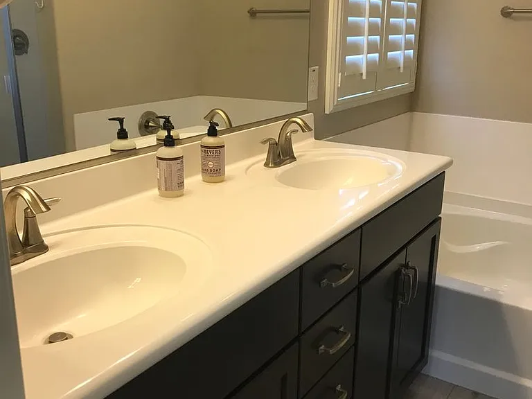 2724 E Bellerive Dr — Photo 28