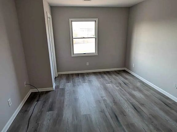 3rd image of 56 Broadway