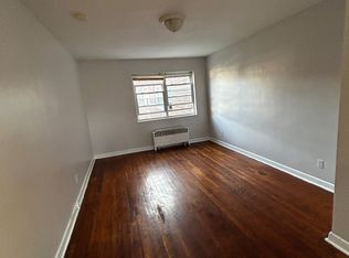 295 N Clinton St APT C, East Orange, NJ 07017