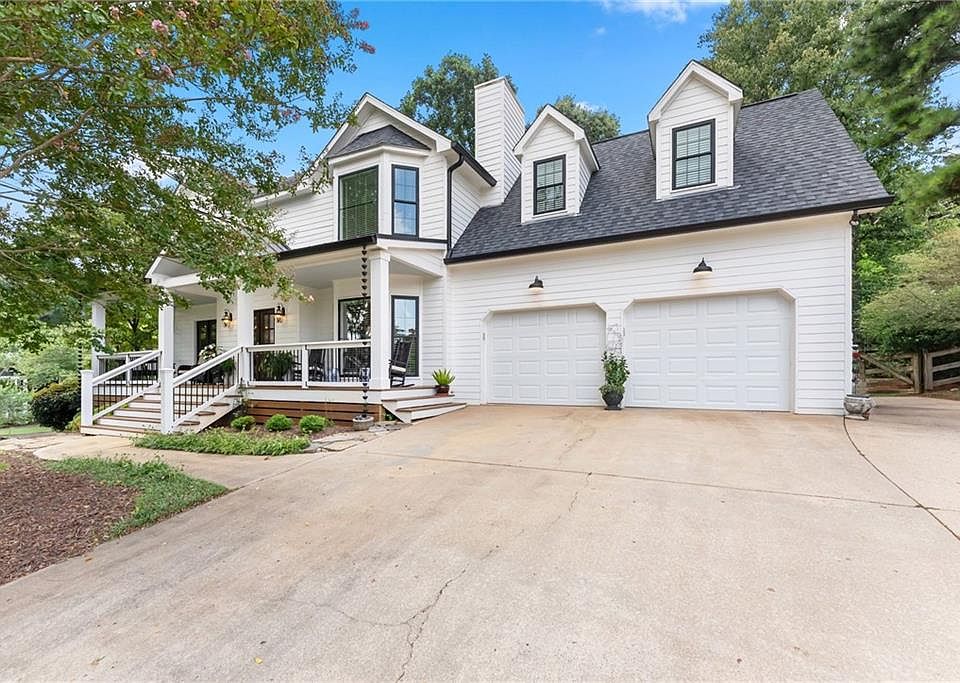1st image of 1615 Bluewater Ct