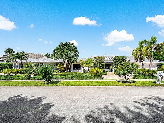 4th image of 7425 NE Bay Cove Court