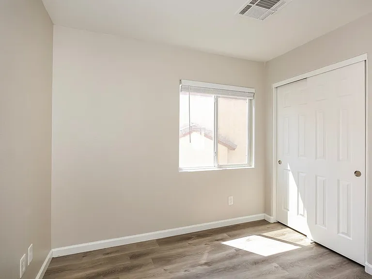 9453 Milkweed Canyon Ave — Photo 13