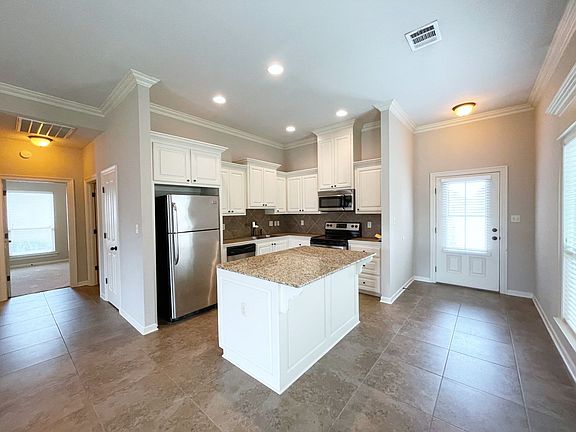 2nd image of 1695 El Tigre Dr