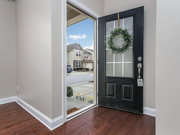 4th image of 719 Transom View Way