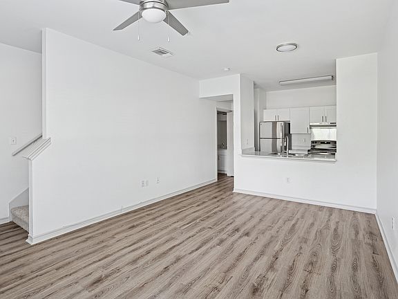 5th image of 8004 W Virginia Dr #208