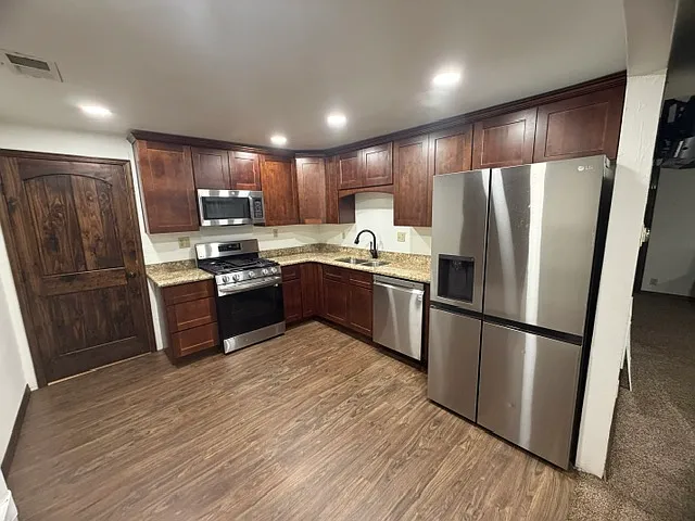 122 Nob Hill Dr #1 — Photo 6