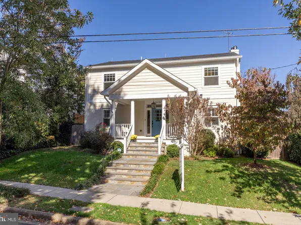 3803 Ingomar St NW, Washington, DC 20015