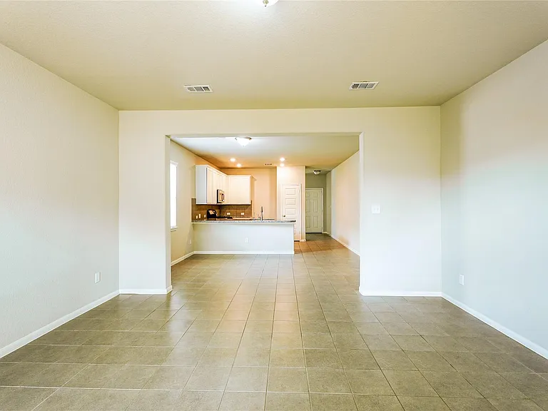 8414 Quiet Bay Dr — Photo 5